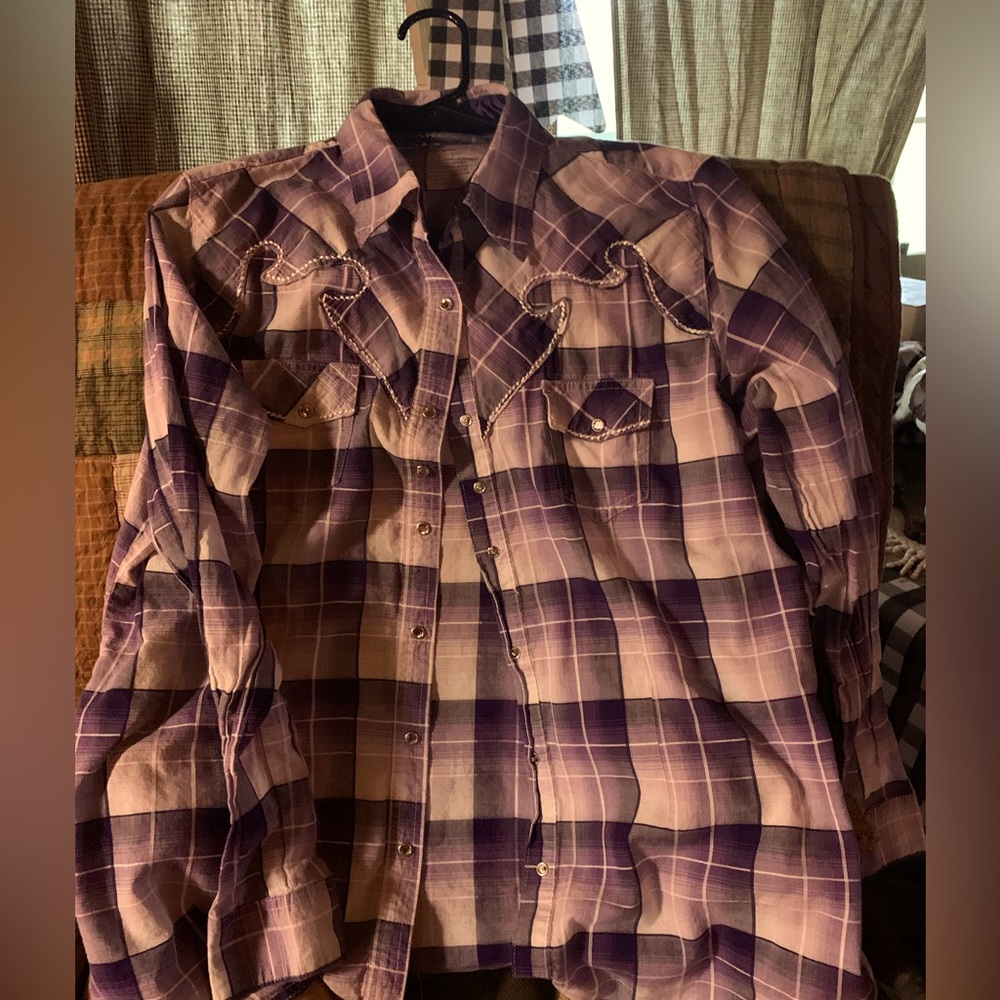 Ladies x-large Rock by wrangler shirt